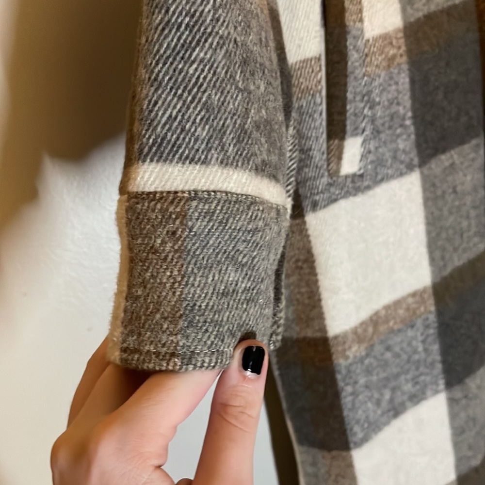 Staccato Shacket - Picture 7 of 11